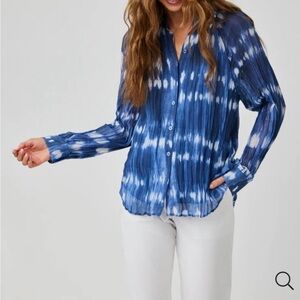 Bella Dahl bottom down blouse